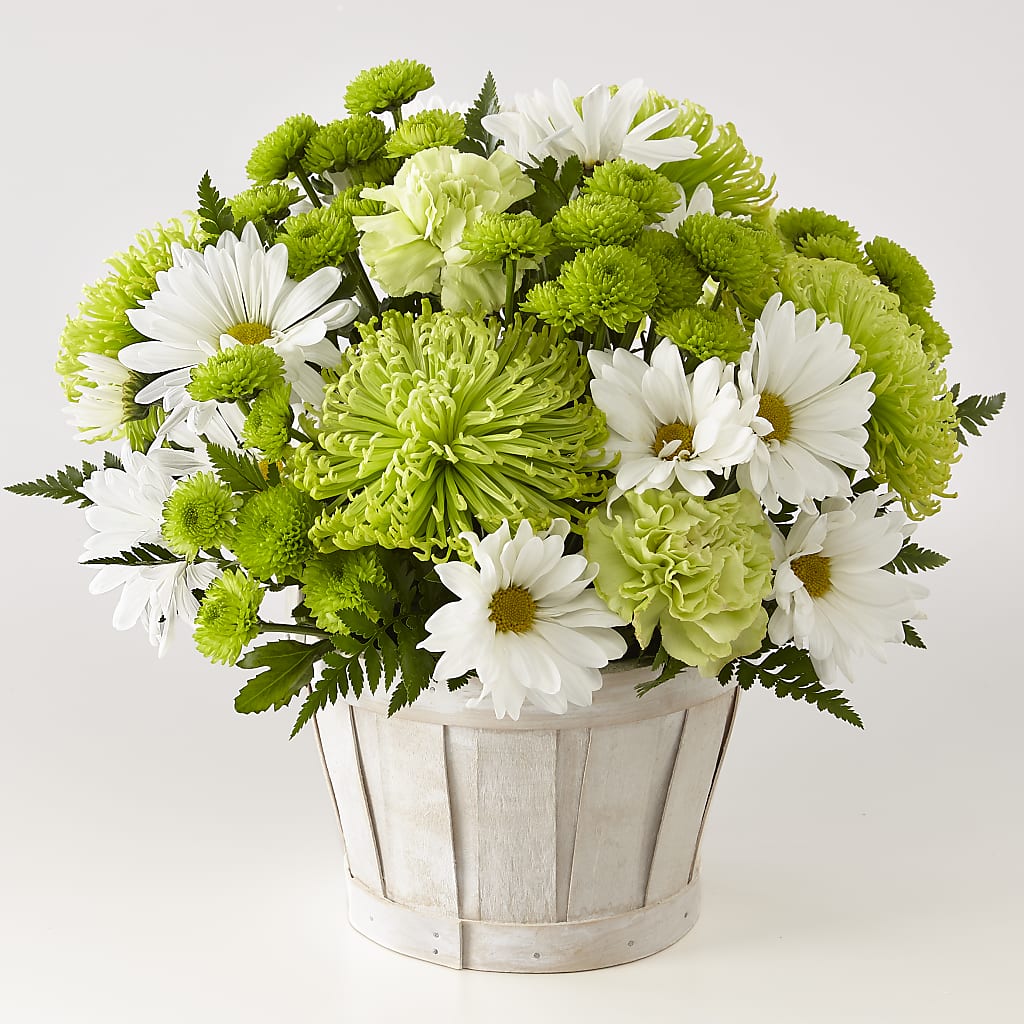 Lucky Charm Basket (Standard) – Floral Design By Nikki, Irvine KY