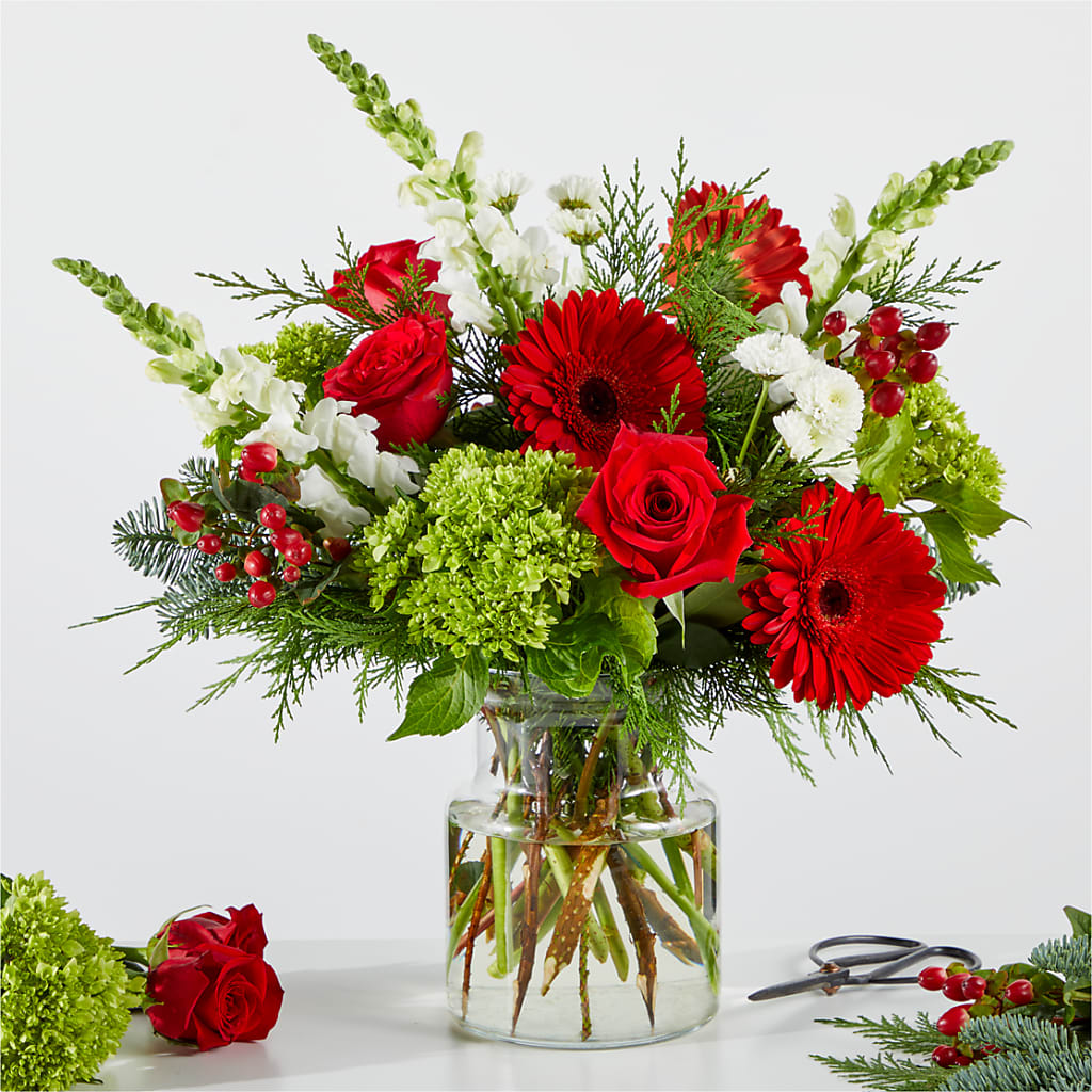 Merry Moment Bouquet – A Florist Original – Floral Design By Nikki, Irvine KY