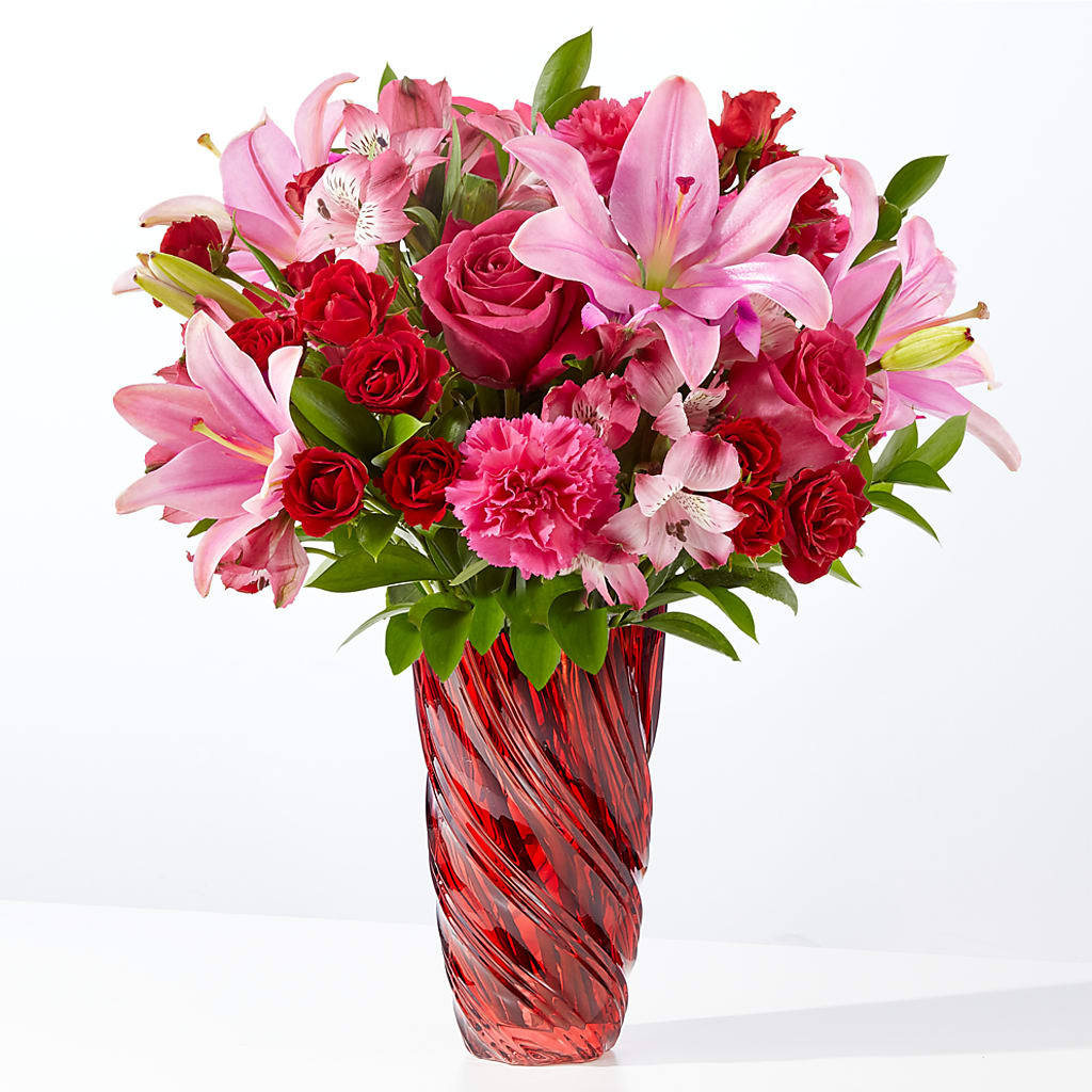 In Love Bouquet with Luxe Swirl Vase – Floral Design By Nikki, Irvine KY