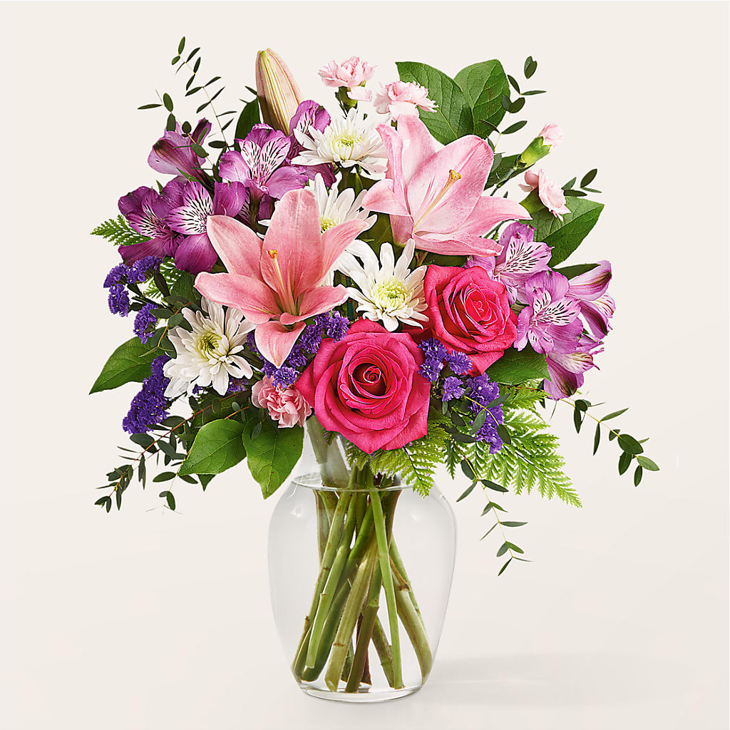 Lace & Pearls Bouquet – Floral Design By Nikki, Irvine KY