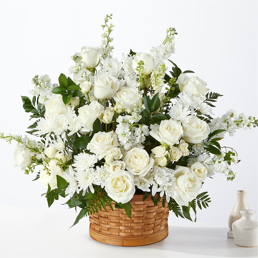 Heartfelt Condolences Arrangement – Floral Design By Nikki, Irvine KY