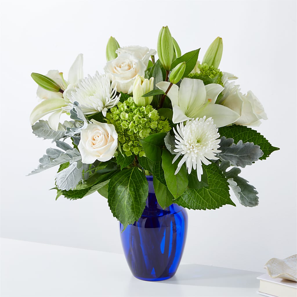 Snowy Dreams Bouquet – Floral Design By Nikki, Irvine KY