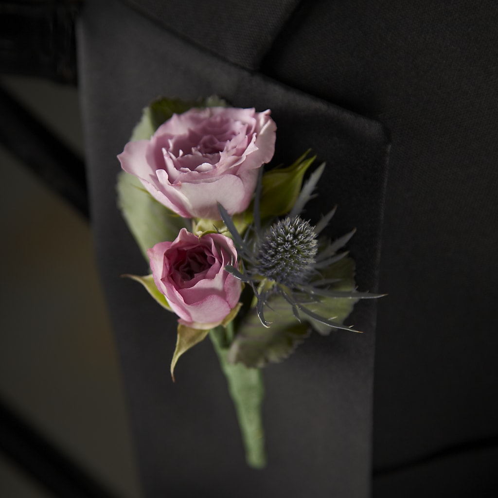 Veronica Boutonniere – Floral Design By Nikki, Irvine KY