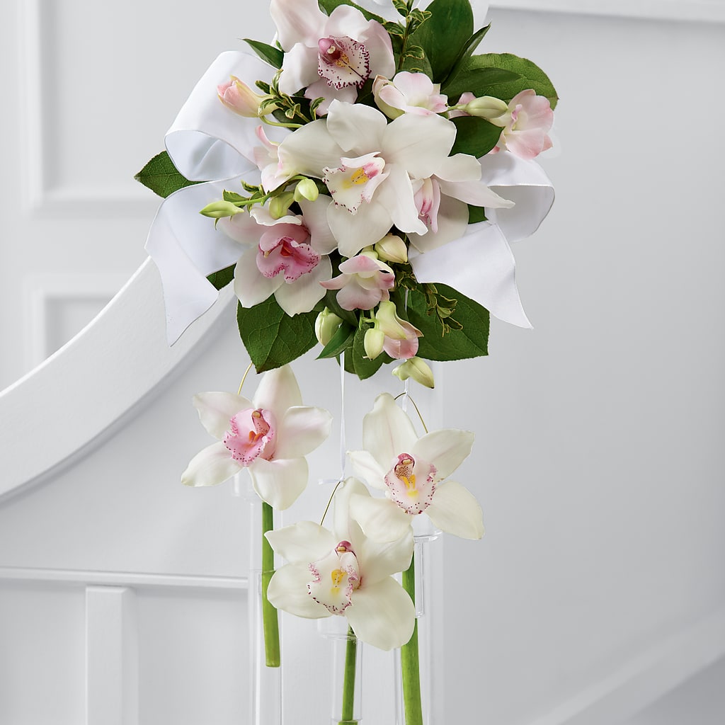 Perfect Entrance Pew Arrangement – Floral Design By Nikki, Irvine KY