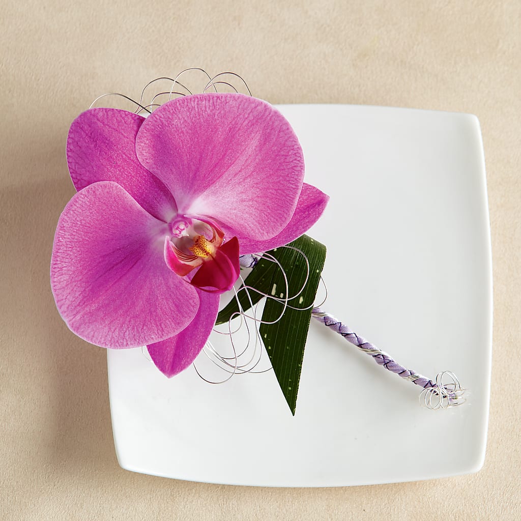 Glorious Boutonniere – Floral Design By Nikki, Irvine KY