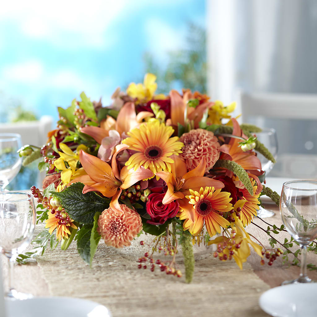 One and Only Centerpiece – Floral Design By Nikki, Irvine KY
