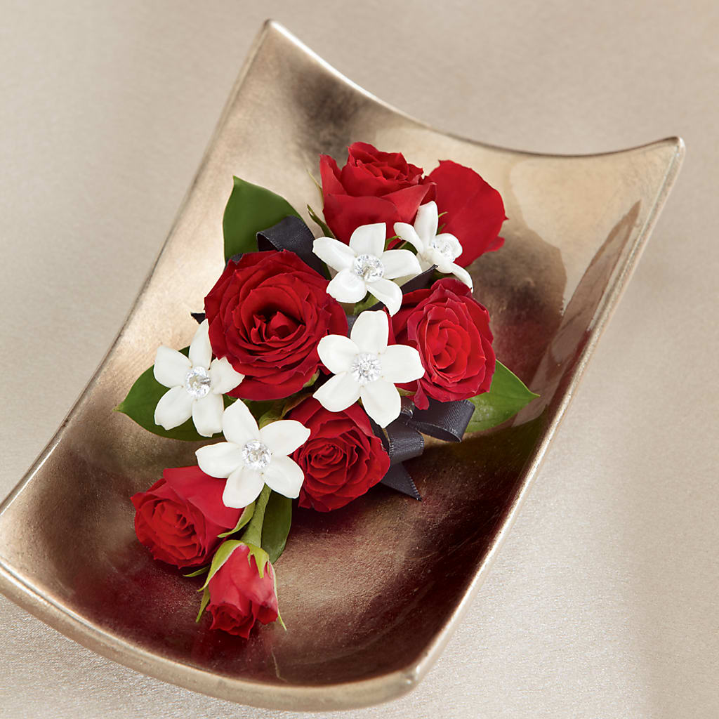 Poetry Corsage – Floral Design By Nikki, Irvine KY