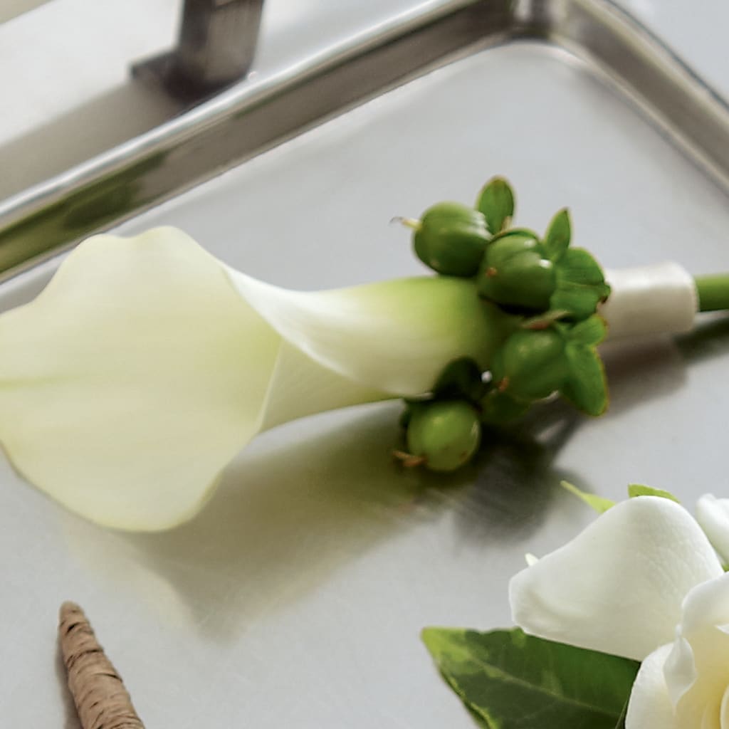 White Calla Boutonniere – Floral Design By Nikki, Irvine KY