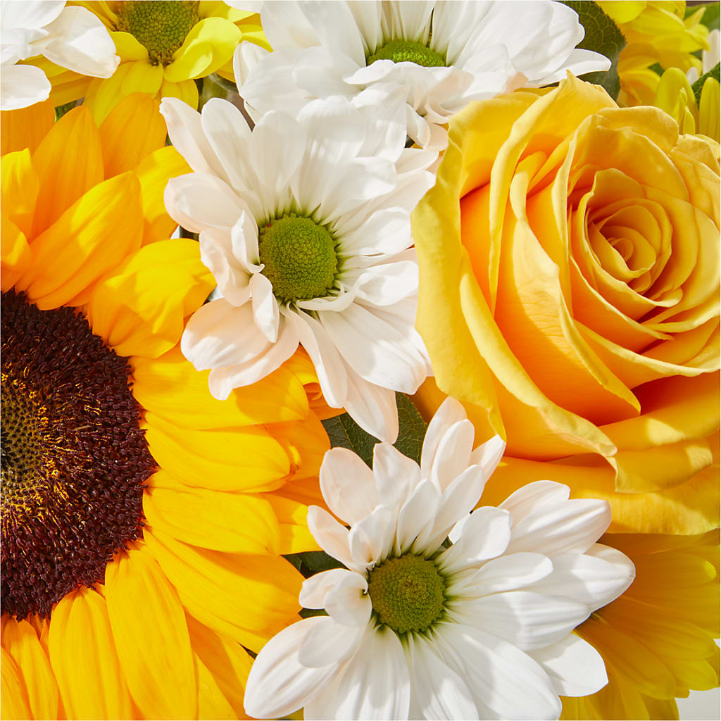 Be Happy Bouquet –  Floral Design By Nikki, Irvine KY