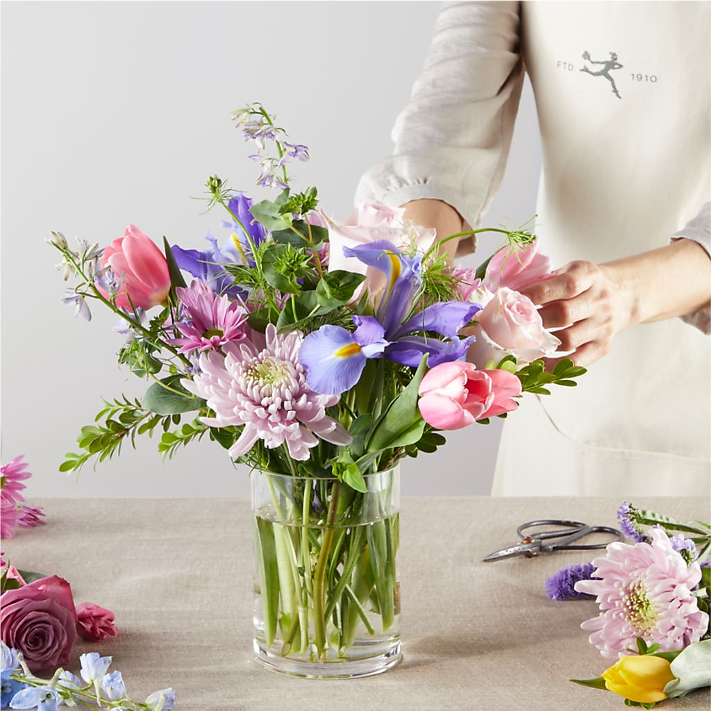 Pastel Tradition - A Florist Original –  Floral Design By Nikki, Irvine KY
