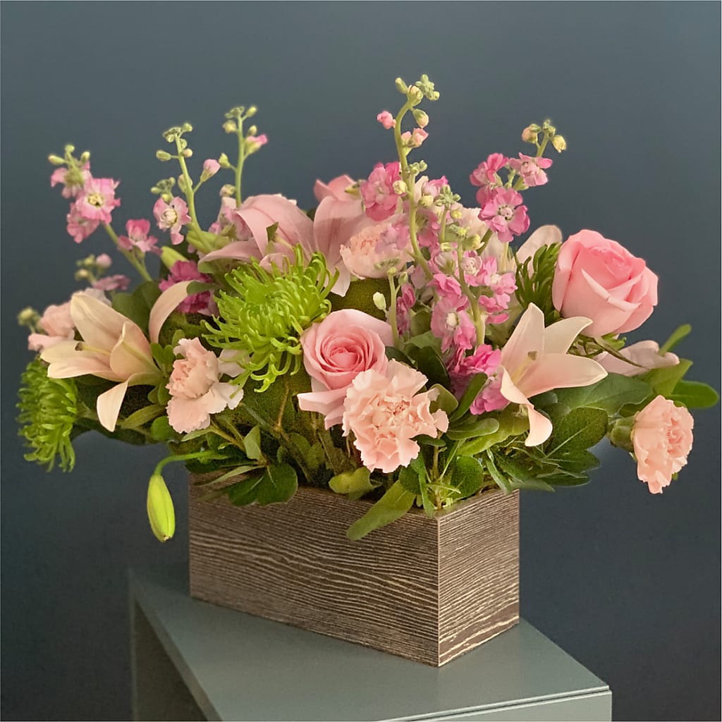 Beautiful Spirit Basket –  Floral Design By Nikki, Irvine KY