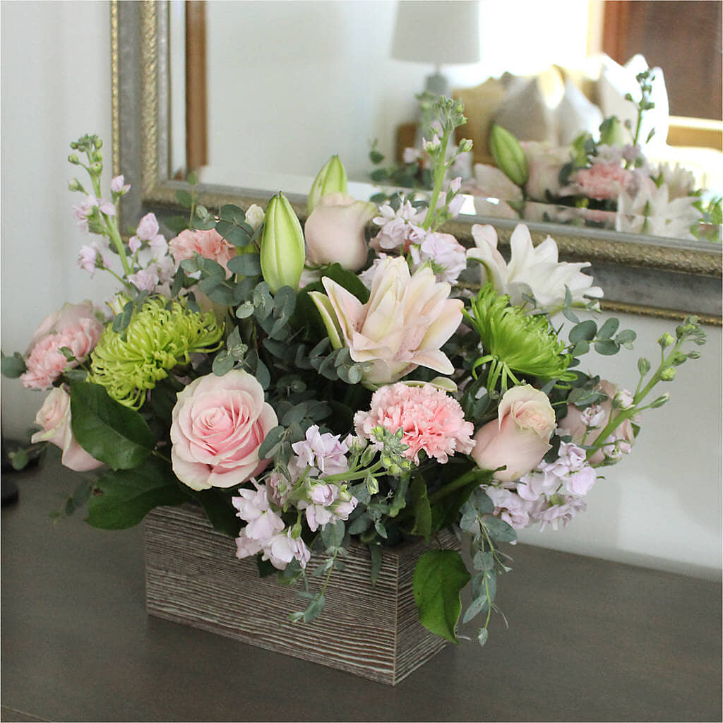 Beautiful Spirit Basket –  Floral Design By Nikki, Irvine KY
