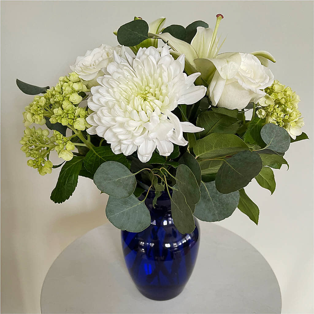 Snowy Dreams Bouquet –  Floral Design By Nikki, Irvine KY