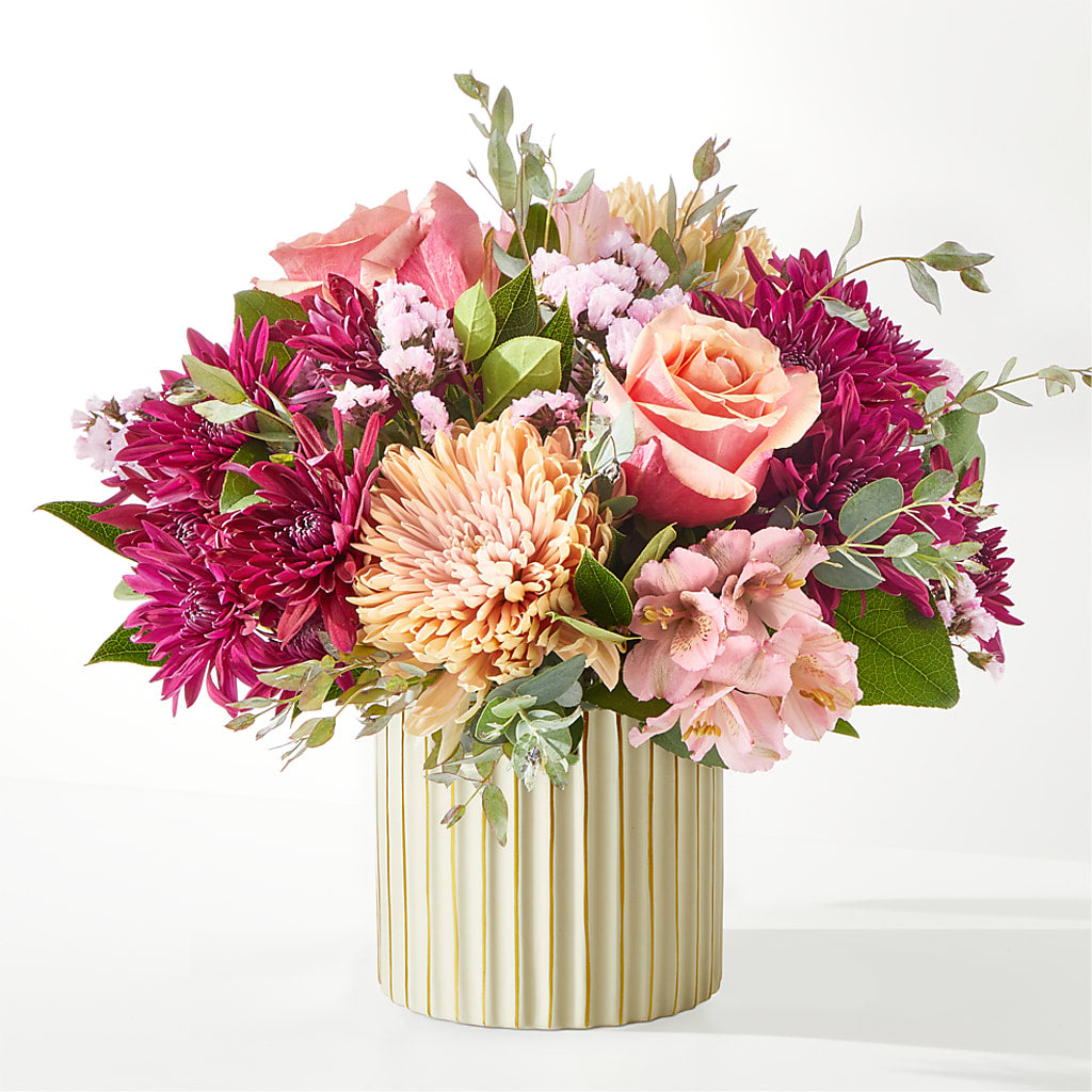 Berry Cobbler Bouquet with Ivory Vase –  Floral Design By Nikki, Irvine KY