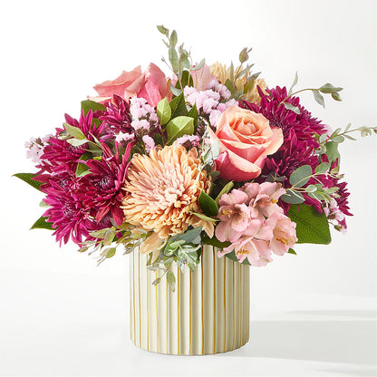 Berry Cobbler Bouquet with Ivory Vase –  Floral Design By Nikki, Irvine KY