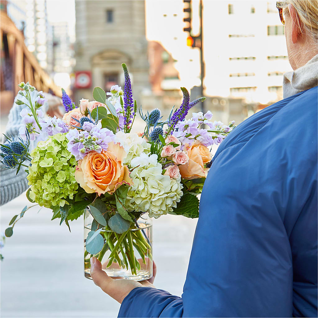Porch Swing Bouquet –  Floral Design By Nikki, Irvine KY