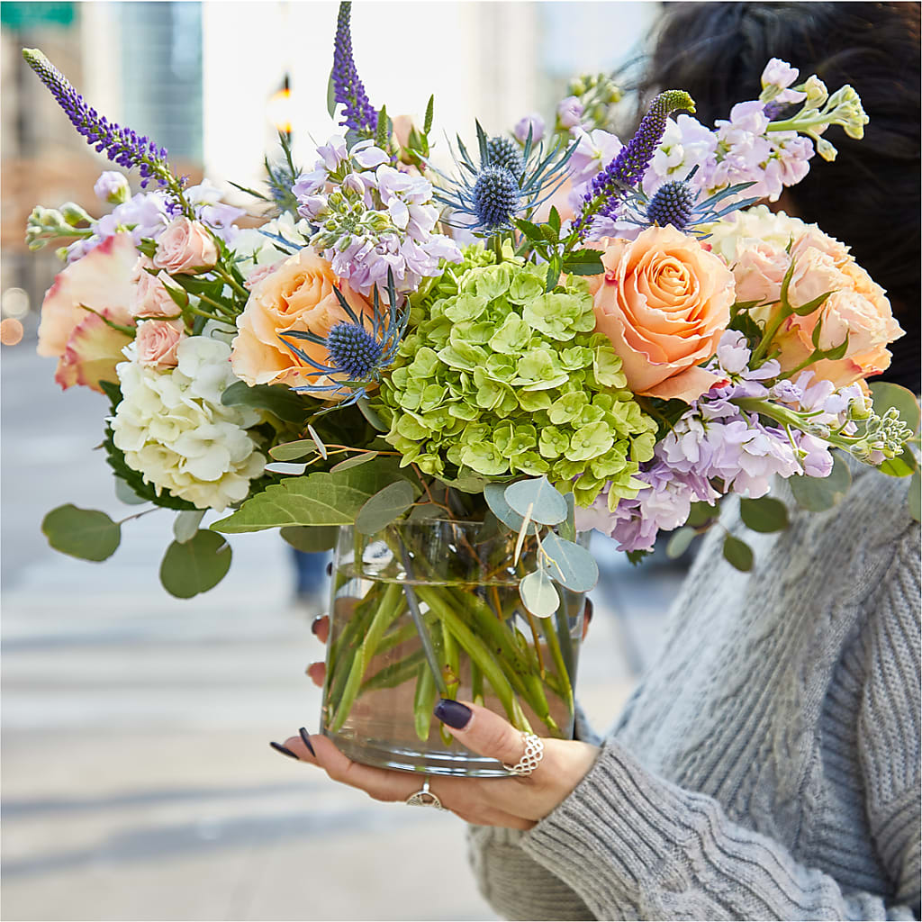 Porch Swing Bouquet –  Floral Design By Nikki, Irvine KY