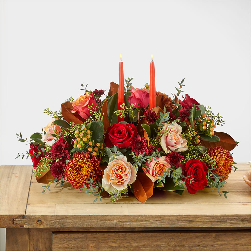 Gather Near Centerpiece –  Floral Design By Nikki, Irvine KY