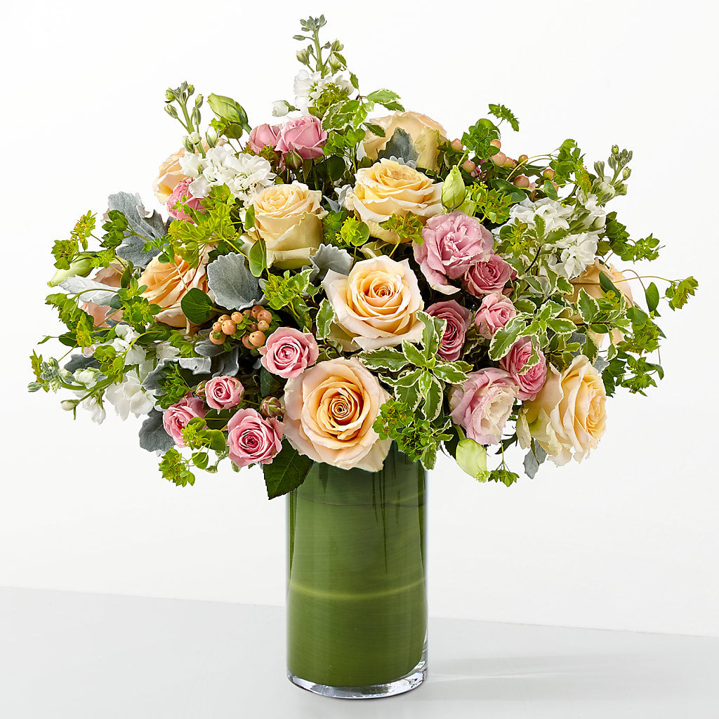 The Glamour Shot –  Floral Design By Nikki, Irvine KY