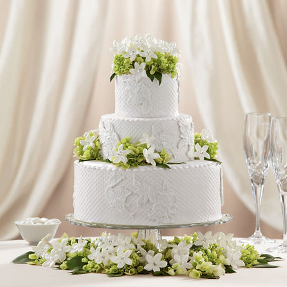 Bloom & Blossom Cake Decor –  Floral Design By Nikki, Irvine KY